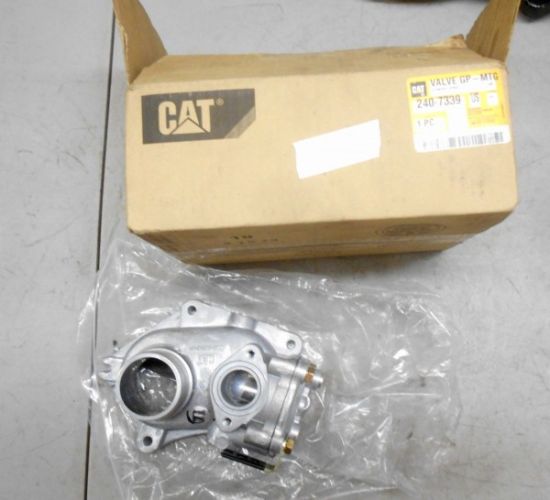 Picture of VALVE &amp; MTG GP-DIVERTER  -COOLANT