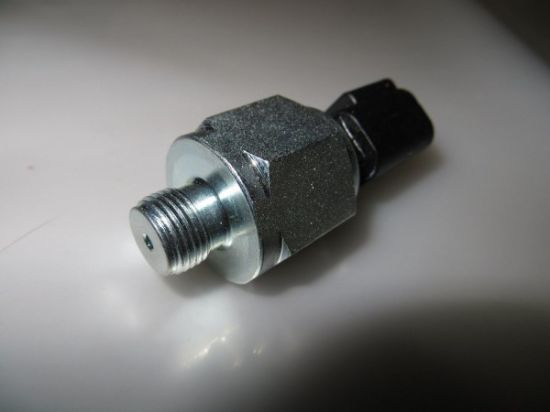 Picture of SWITCH -OIL PRESSURE
