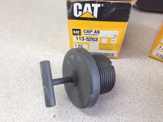 Picture of CAP AS-FILLER (ENGINE OIL)