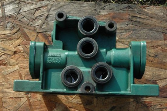 Picture of Oil Filter Housing