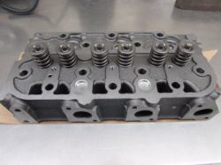 Cylinder Head resmi