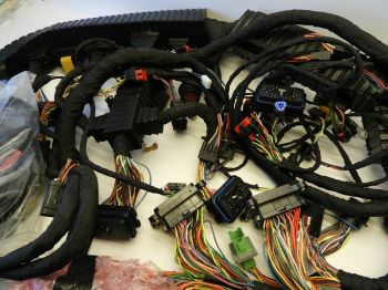 HARNESS AS CAB resmi