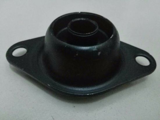 Picture of MOUNT,BOTTOM RADIATOR,3152