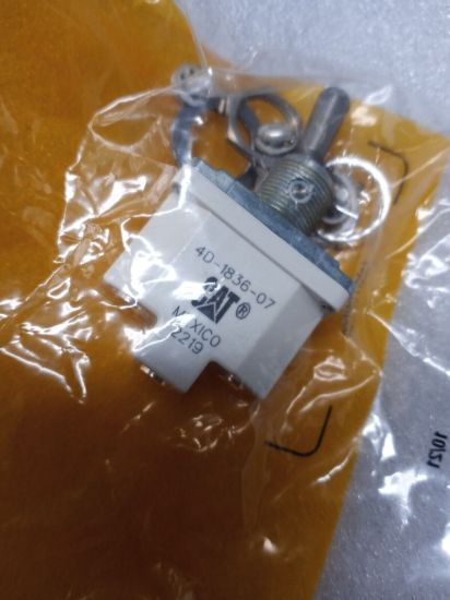 Picture of SWITCH-TOGGLE (PRELUBRICATION OVERRIDE)