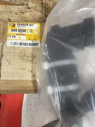 Picture of Diesel Exhaust Fluid  (DEF) Sensor Kit