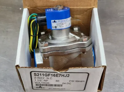Picture of SOLENOID VALVE 24V 1-1/2" 2-Way N.C. 316 SS