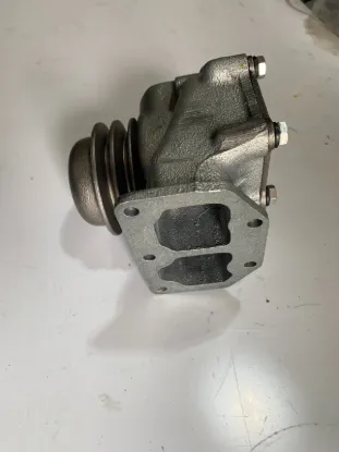 Picture of COOLANT PUMP 53 Series R.H. Unitized